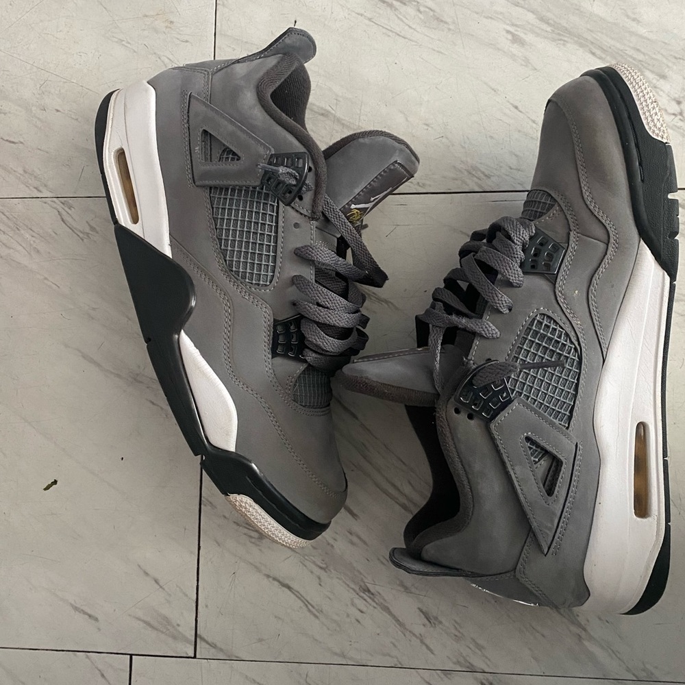 Air Jordan 4 cool grey